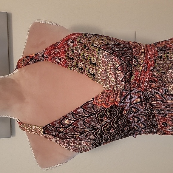 Muse Sleeveless Dress. Size 10, Gathered Waist, Paisley / Peacock Pattern, EUC! - Picture 5 of 7